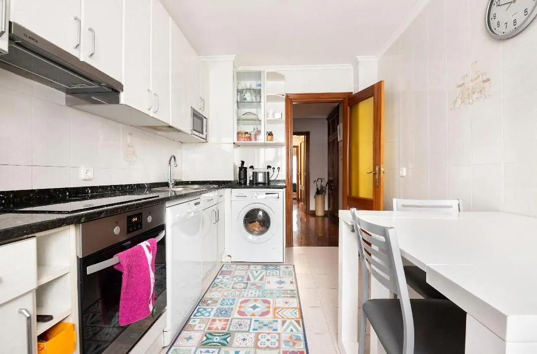 Homestay La Casa De Helen San Sebastian Apartment Lasarte Oria